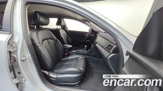 Kia K5 2세대 Style Edition, 2018 10