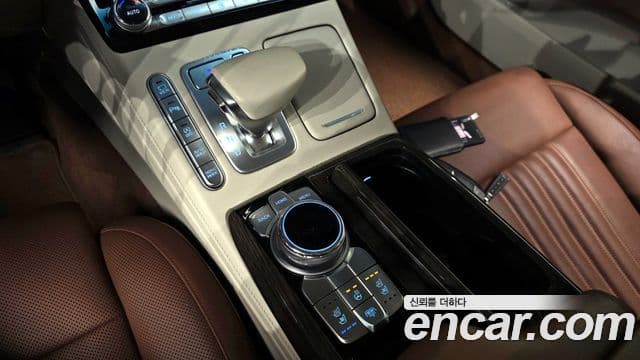 Genesis G90 Luxury, 2021 9