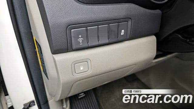 Kia All New Carnival Luxury, 2016 15