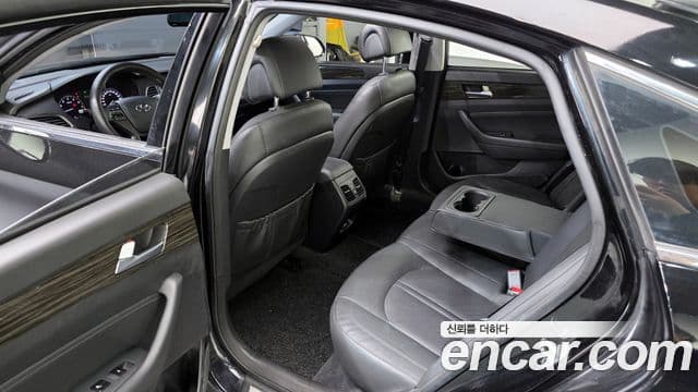 Hyundai LF Sonata Premium, 2015 11