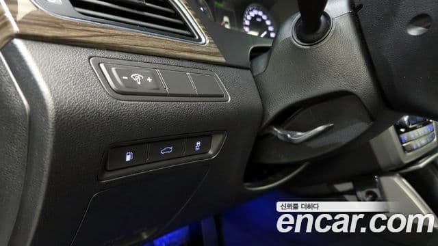 Hyundai LF Sonata Premium, 2015 15