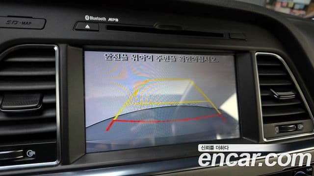 Hyundai LF Sonata Premium, 2015 17