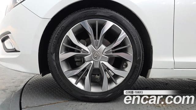 Hyundai LF Sonata 2.0 Smart, 2015 все фото