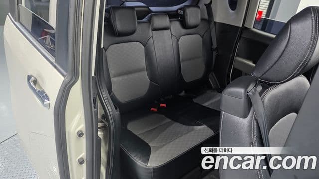 Kia The / новый New Ray Luxury, 2018 12