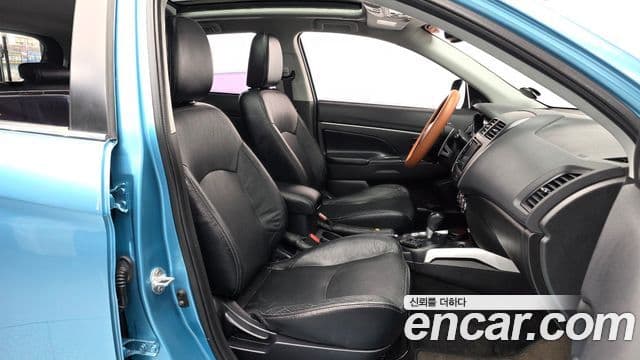 미쯔비시 RVR, 2012 10