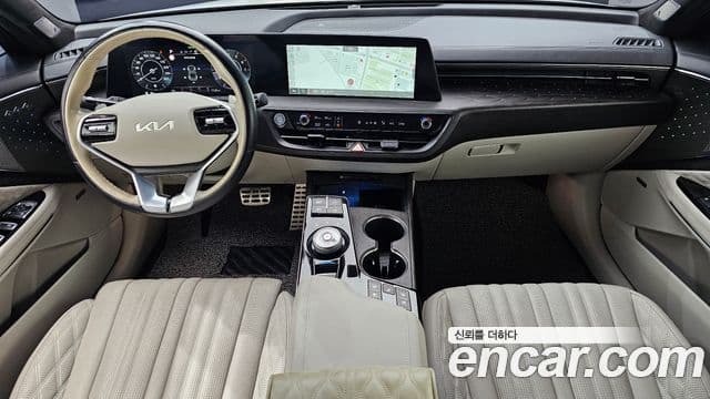 Kia K8 Signature, 2023 7