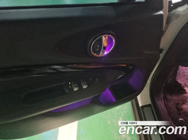 Mini Cooper 클럽맨 2세대, 2024 12