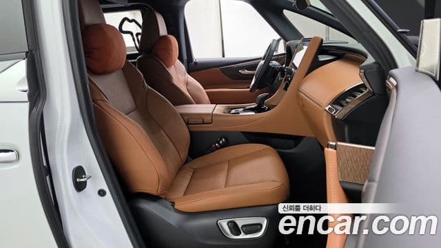 Toyota Alphard 4세대 2.5 HEV Executive AWD, 2025 10