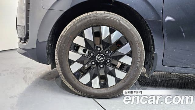 Hyundai Staria Prestige, 2025 все фото