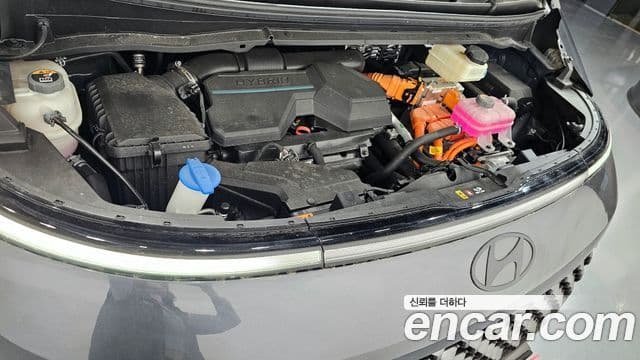 Hyundai Staria Prestige, 2025 6