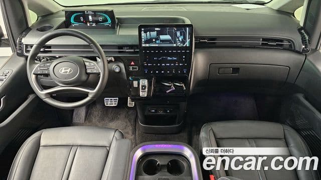 Hyundai Staria Prestige, 2025 7