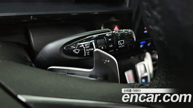 Hyundai Staria Prestige, 2025 18