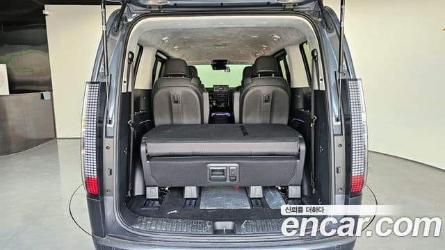 Hyundai Staria Prestige, 2025 20