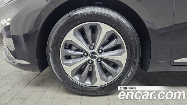 Kia K8 гибрид Noblesse, 2022 все фото