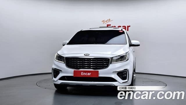 Kia The / новый New Carnival VIP, 2020 3