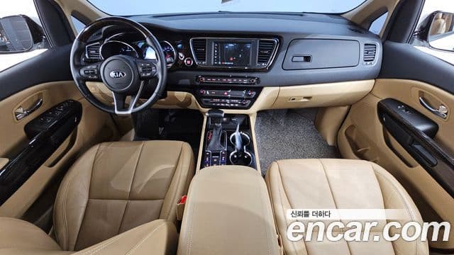 Kia The / новый New Carnival VIP, 2020 7