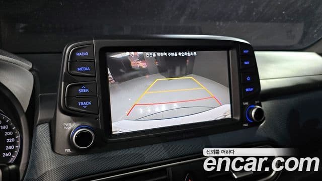 Hyundai Kona Premium, 2018 17