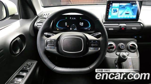 Hyundai Casper турбо D Essential Light, 2024 13