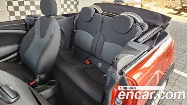 Mini Cooper кабриолет 2세대, 2011 11