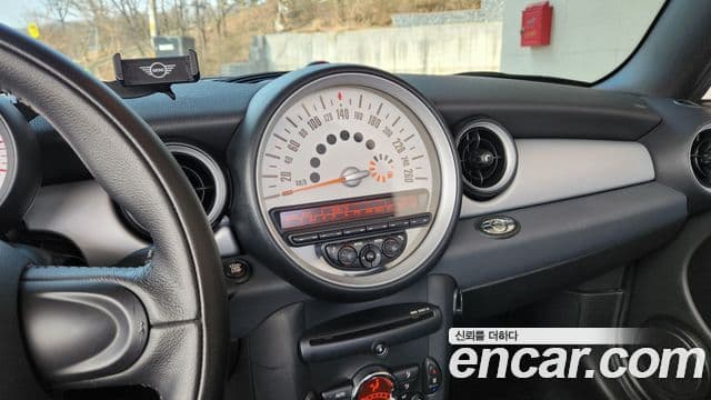 Mini Cooper кабриолет 2세대, 2011 13