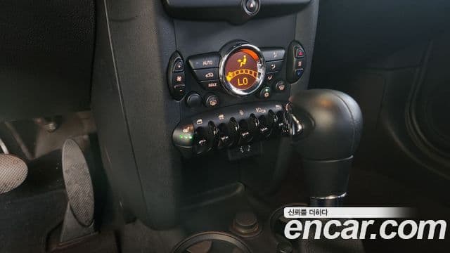 Mini Cooper кабриолет 2세대, 2011 15