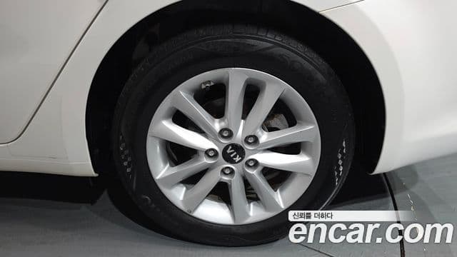 Kia The / новый New K3 дизель Deluxe, 2016 все фото