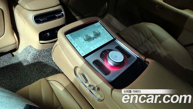 Genesis G90 (RS4) бензин 3.5 турбо AWD, 2023 18