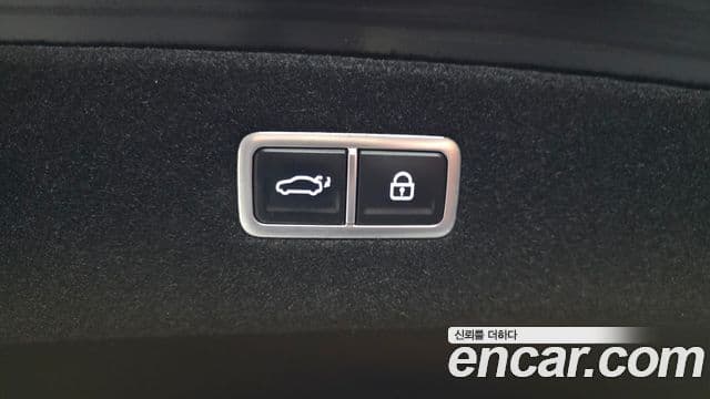 Genesis G90 (RS4) бензин 3.5 турбо AWD, 2023 19