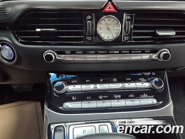 Genesis EQ900 Luxury, 2018 13