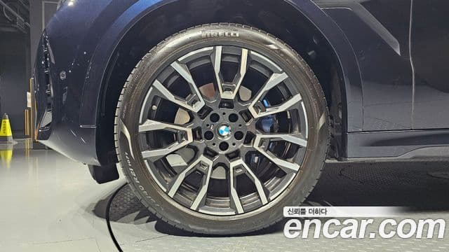 BMW X6 (G06) xDrive40i M Sport, 2025 все фото