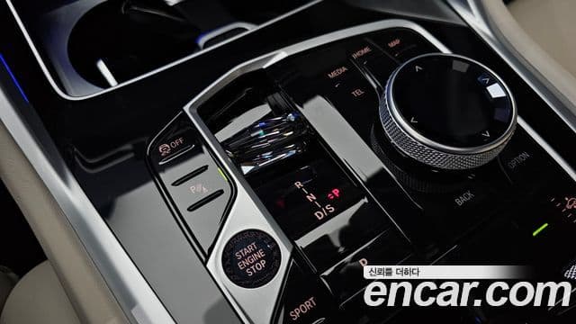 BMW X6 (G06) xDrive40i M Sport, 2025 9