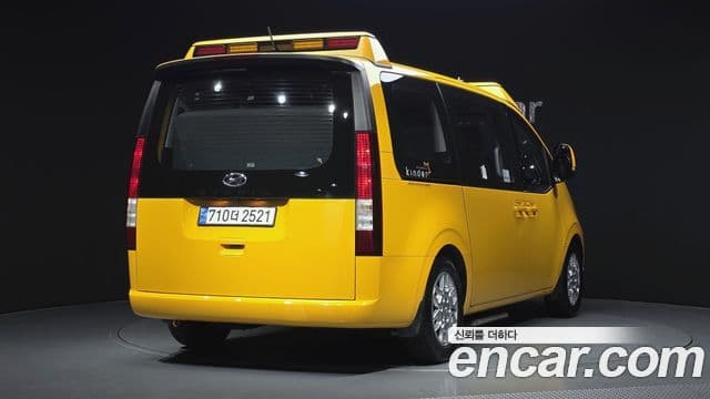Hyundai Staria 15인승, 2022 2