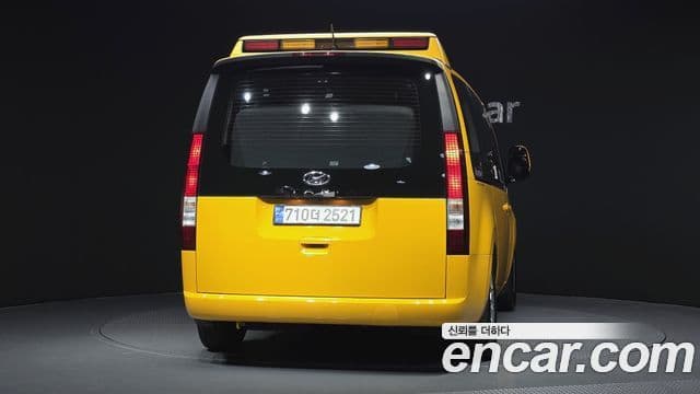 Hyundai Staria 15인승, 2022 4