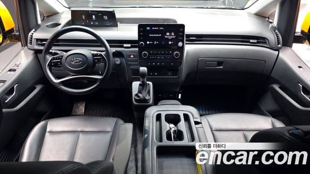 Hyundai Staria 15인승, 2022 7