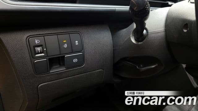 Hyundai Staria 15인승, 2022 17