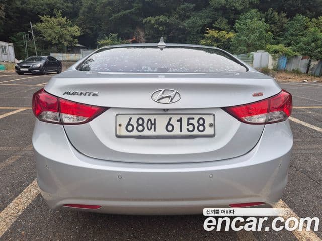 Hyundai Avante MD Premium, 2014 4