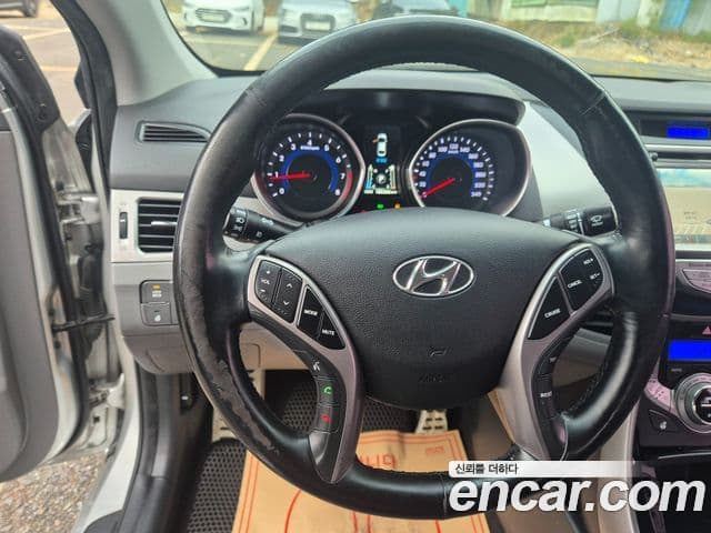 Hyundai Avante MD Premium, 2014 14
