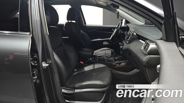 Kia The / новый New Sorento Master, 2020 10