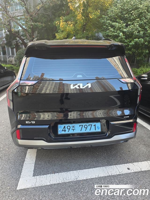 Kia EV9 GT Line, 2024 4