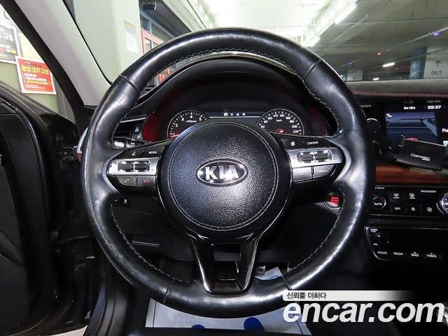 Kia All New K7 3.0 LPI Prestige (арендный автомобиль), 2017 8