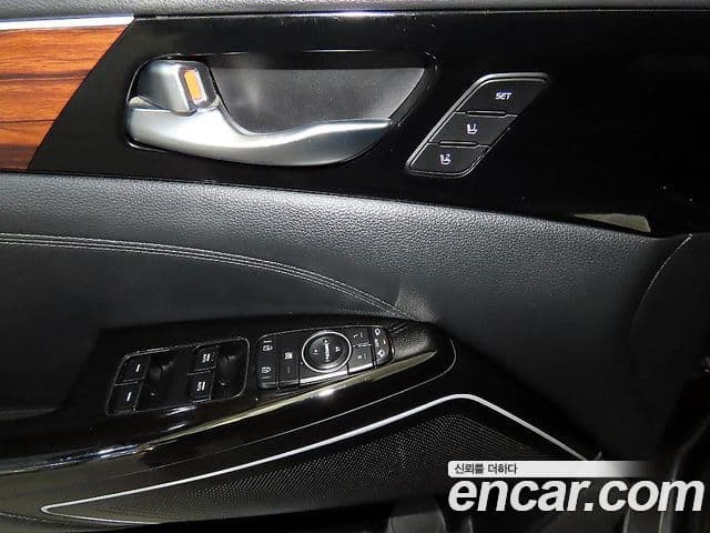 Kia All New K7 3.0 LPI Prestige (арендный автомобиль), 2017 13