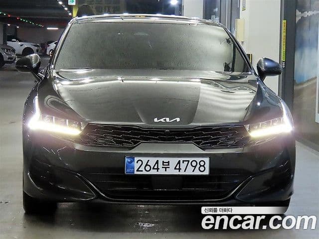 Kia K5 3세대 Signature, 2023 2