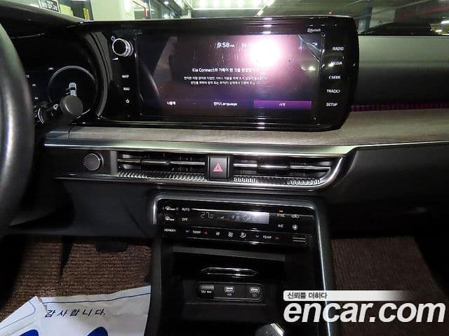 Kia K5 3세대 Signature, 2023 11