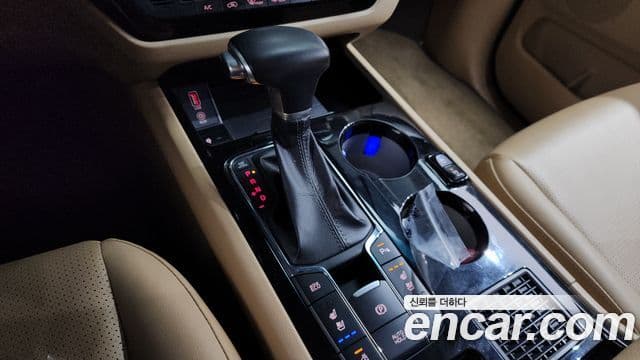 Kia The / новый New Carnival Prestige, 2019 9