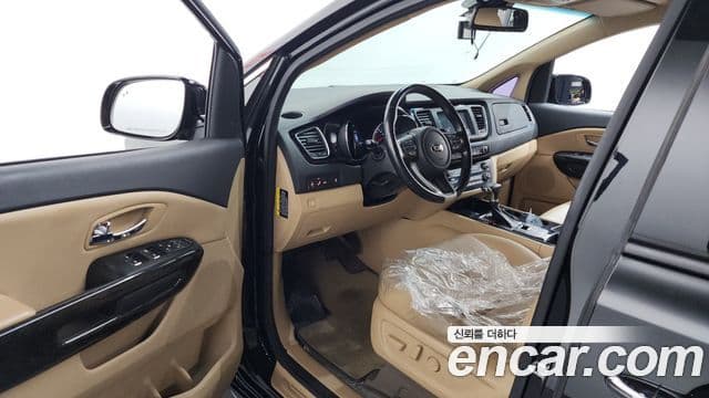 Kia The / новый New Carnival Prestige, 2019 10