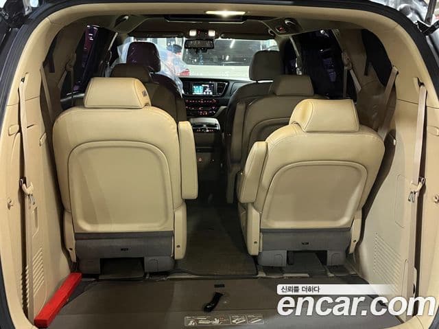 Kia The / новый New Carnival Prestige, 2019 17