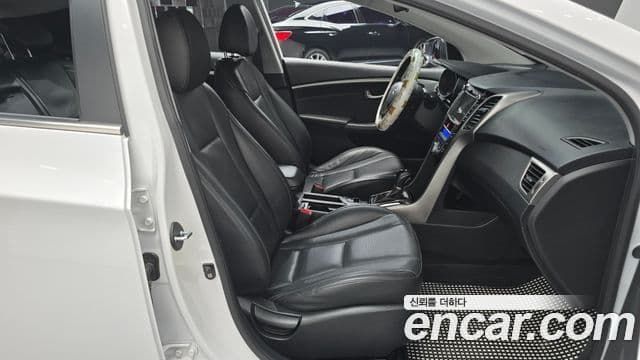 Hyundai i30(новый кузов / новое поколение) 1.6 GDI Extreme, 2012 10