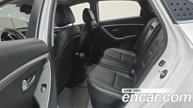 Hyundai i30(новый кузов / новое поколение) 1.6 GDI Extreme, 2012 12