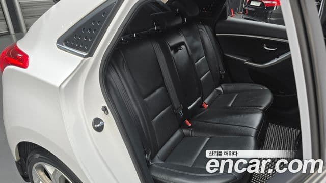 Hyundai i30(новый кузов / новое поколение) 1.6 GDI Extreme, 2012 13