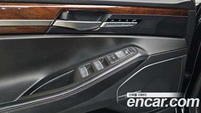 Genesis EQ900 Premium Luxury, 2016 17